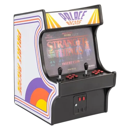 Erik Stranger Things Stiftehalter Kunstharz handbemalt