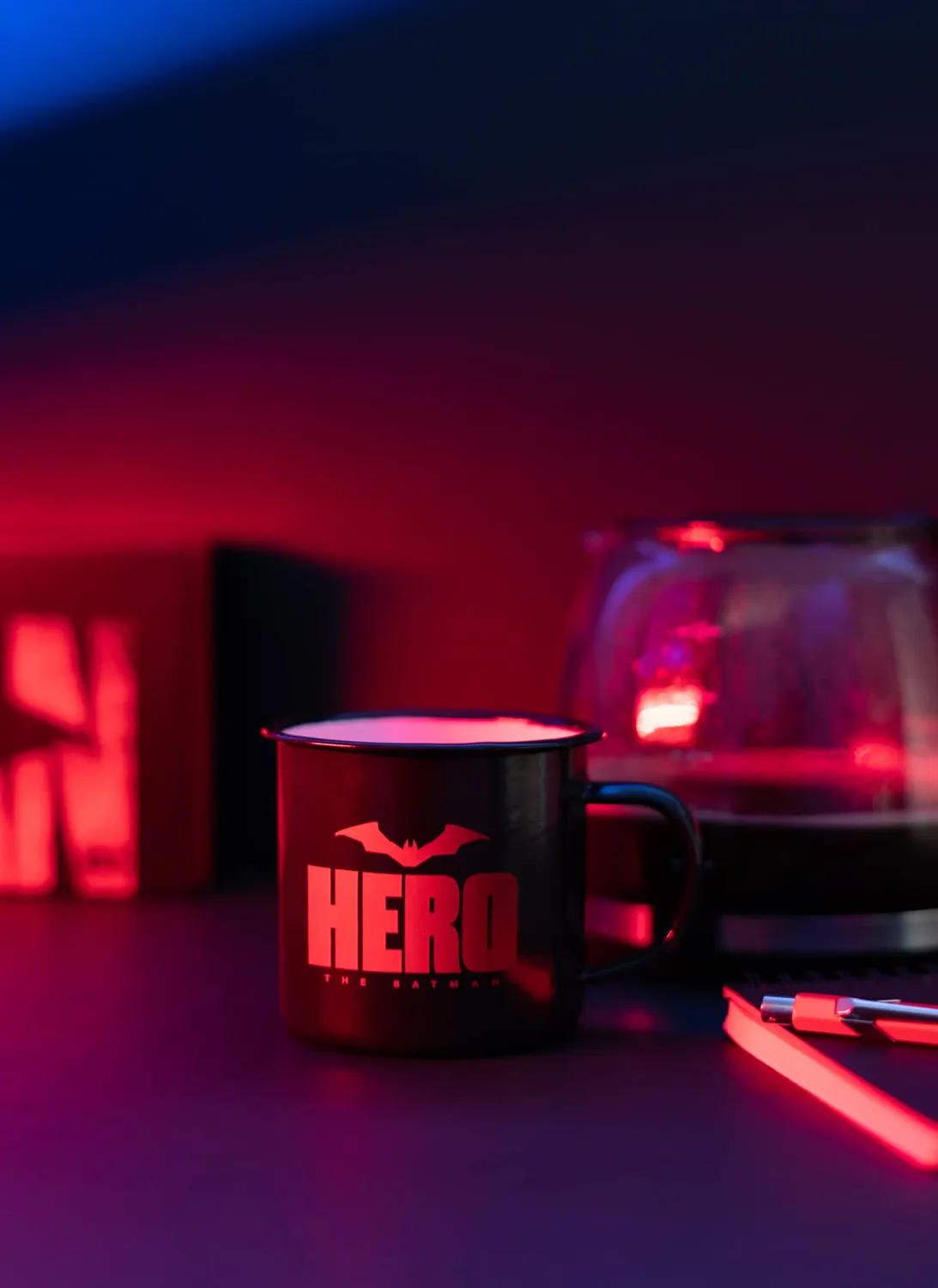 Erik Batman Tasse Metall 380 ml schwarz spülmaschinenfest