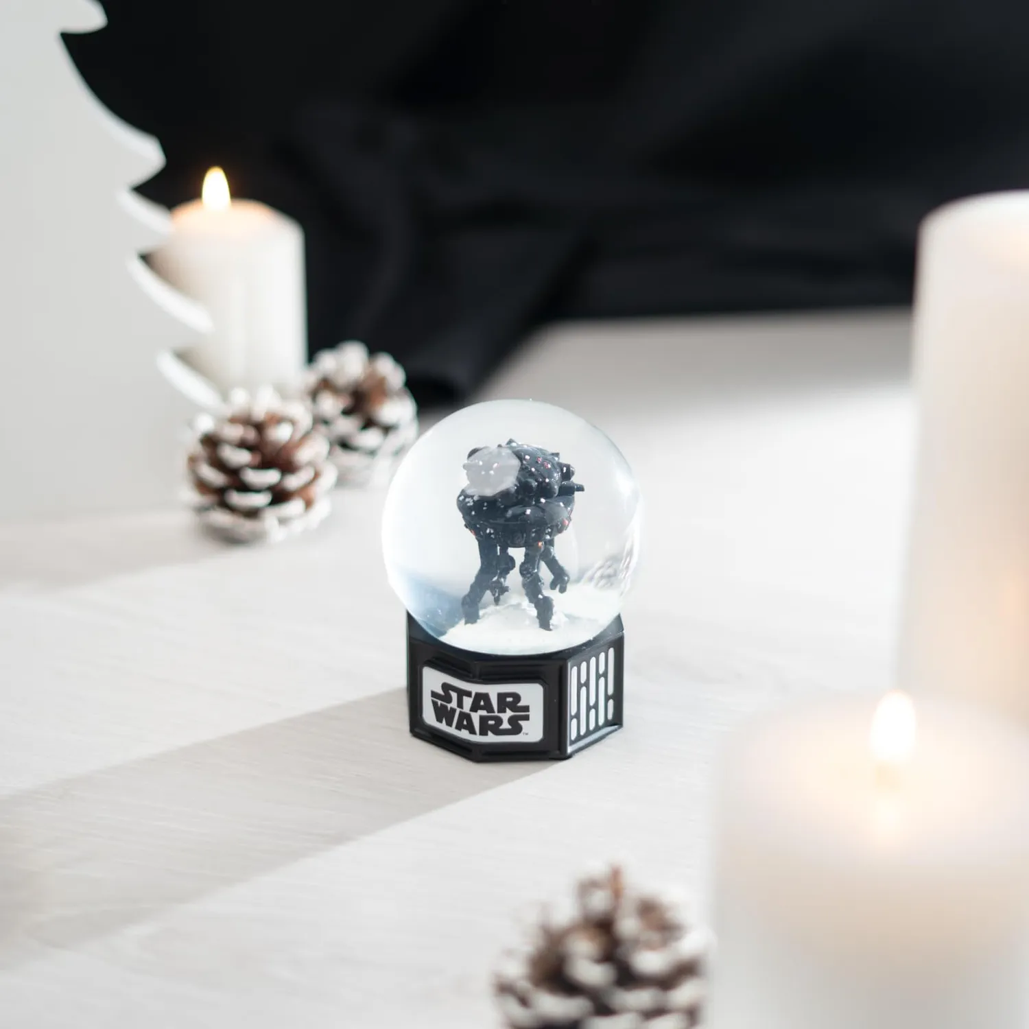 Erik Star Wars X-Wing Schneekugel 8 x 10 x 8 cm aus Glas und Harz