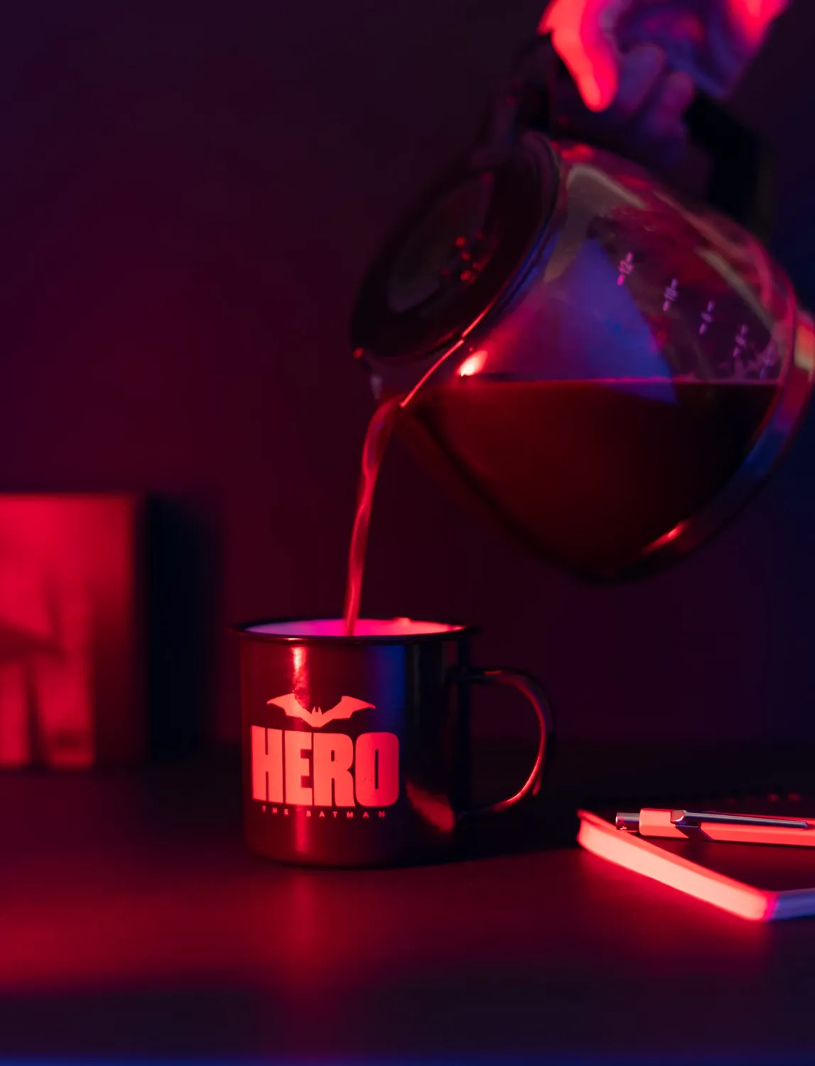 Erik Batman Tasse Metall 380 ml schwarz spülmaschinenfest