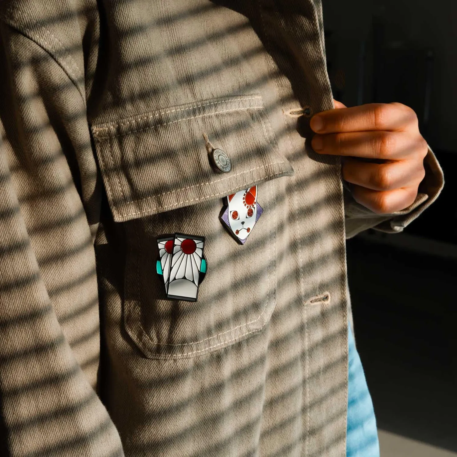 Erik Anstecker Pins Einheitsgröße emailliert